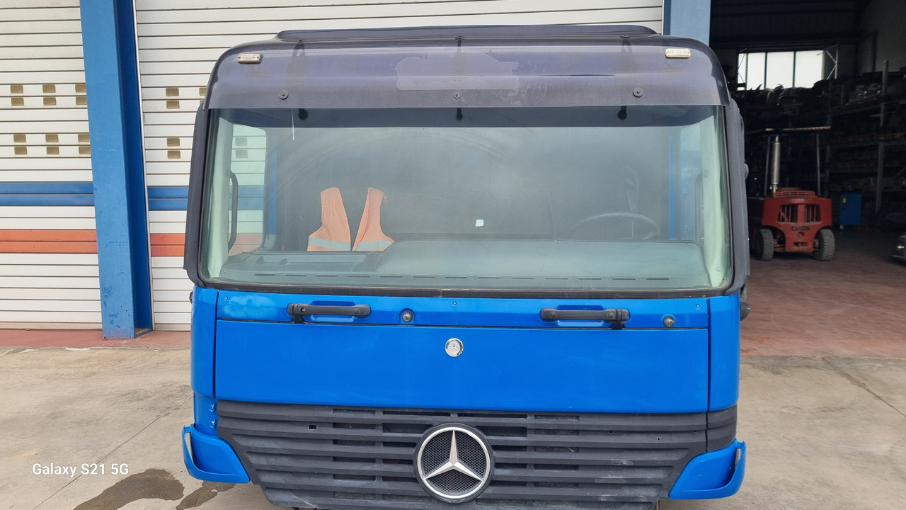 MERCEDES-BENZ ACTROS MP1 - Cab: picture 2 MERCEDES-BENZ ACTROS MP1 - Cab: picture 2