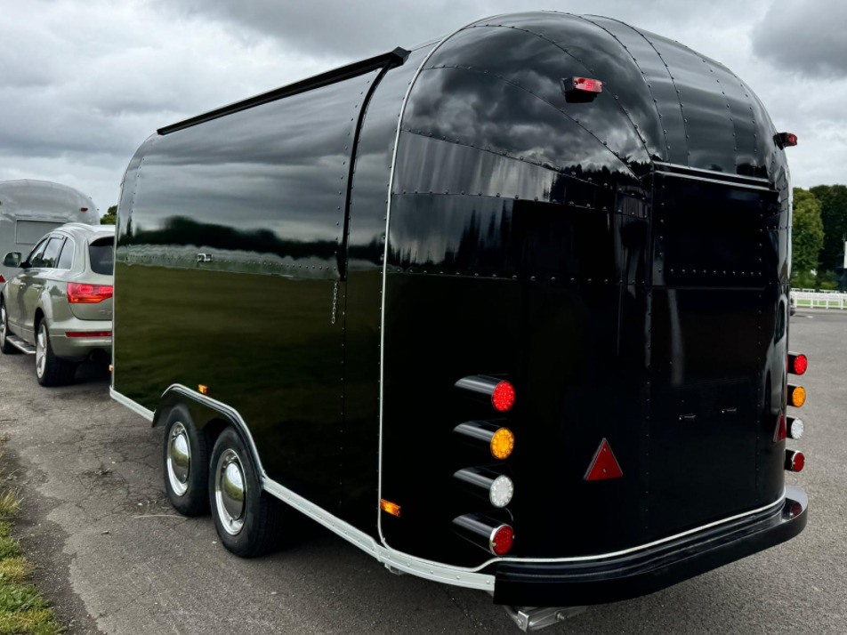 Street Food Truck Food Van, Catering Trailer - Vending trailer: picture 3 Street Food Truck Food Van, Catering Trailer - Vending trailer: picture 3