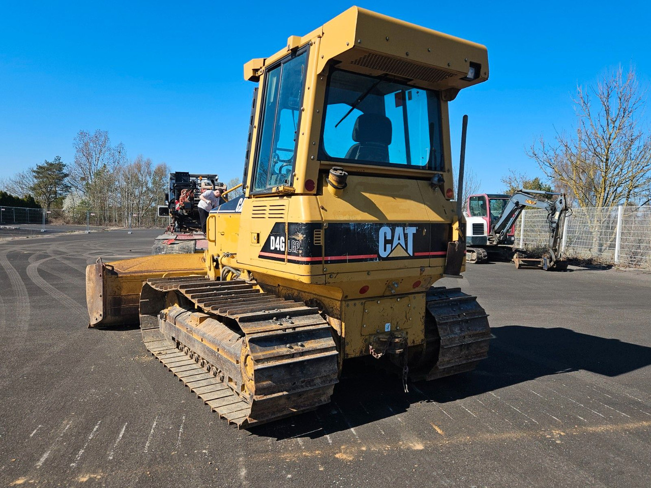 CAT D4G LGP - Bulldozer: picture 3 CAT D4G LGP - Bulldozer: picture 3