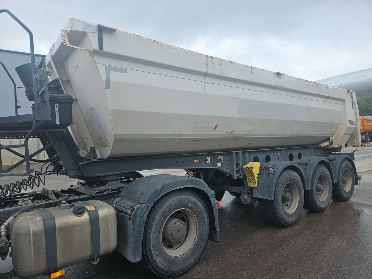 Kempf Stahlmulde SKM 35/3 - Tipper semi-trailer: picture 1 Kempf Stahlmulde SKM 35/3 - Tipper semi-trailer: picture 1