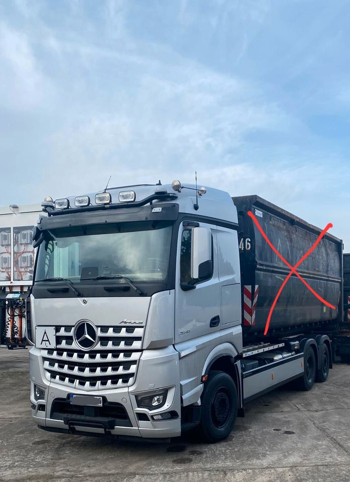 Mercedes-Benz Acocs 2548 6x2 Hakenabroller - Hook lift truck: picture 1 Mercedes-Benz Acocs 2548 6x2 Hakenabroller - Hook lift truck: picture 1