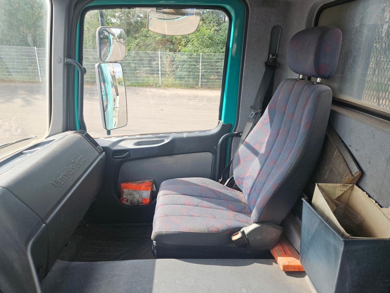 Mercedes-Benz Actros 2631 6x4 Blatt/Blatt orig. 170.000 km!! - Tipper: picture 5 Mercedes-Benz Actros 2631 6x4 Blatt/Blatt orig. 170.000 km!! - Tipper: picture 5