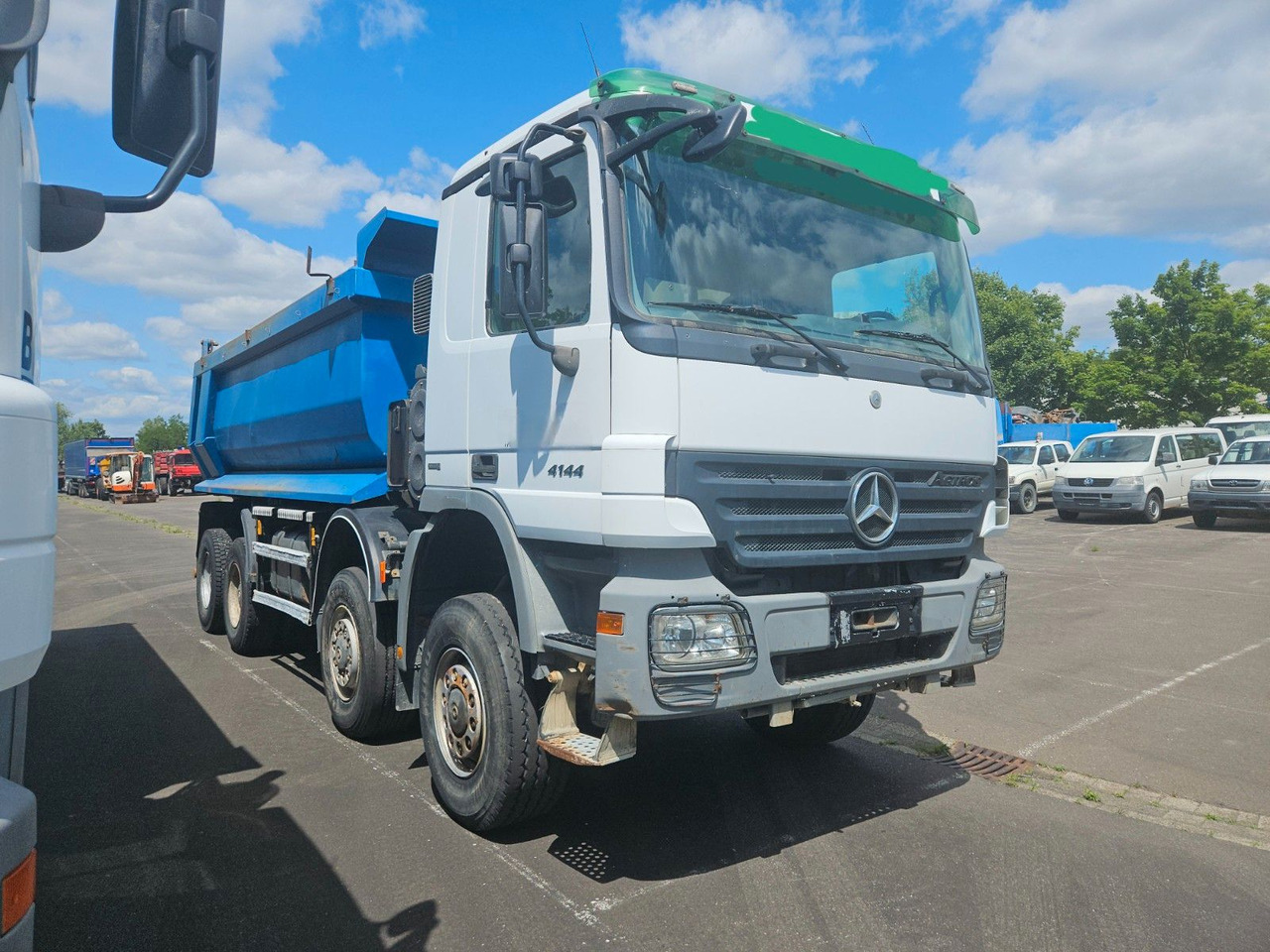 Mercedes-Benz Actros 4144 8x8 Hinterkipper - Tipper: picture 1 Mercedes-Benz Actros 4144 8x8 Hinterkipper - Tipper: picture 1