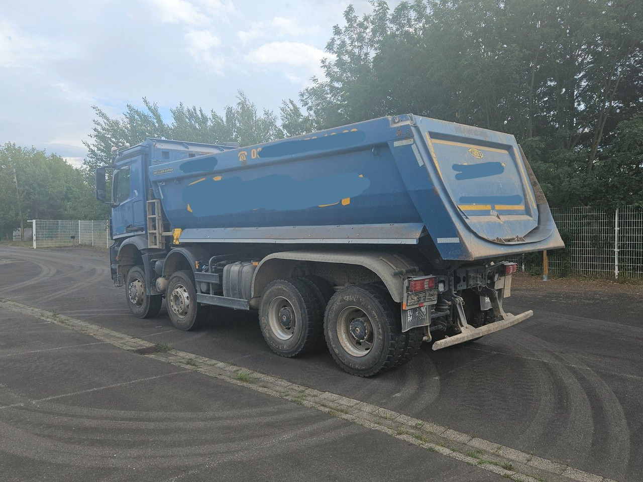 Mercedes-Benz Arocs 4143 8x6 - Tipper: picture 4 Mercedes-Benz Arocs 4143 8x6 - Tipper: picture 4