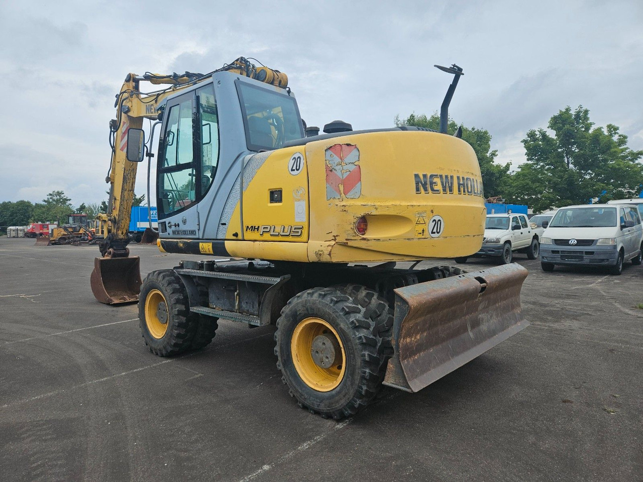New Holland MH Plus 18t Mobilbagger - Wheel excavator: picture 3 New Holland MH Plus 18t Mobilbagger - Wheel excavator: picture 3