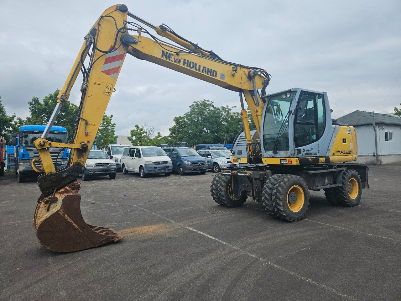 New Holland MH Plus 18t Mobilbagger - Wheel excavator: picture 1 New Holland MH Plus 18t Mobilbagger - Wheel excavator: picture 1