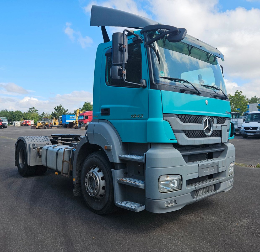 Mercedes-Benz Axor 1843 4x2 mit Kipphydraulik - Tractor unit: picture 2 Mercedes-Benz Axor 1843 4x2 mit Kipphydraulik - Tractor unit: picture 2