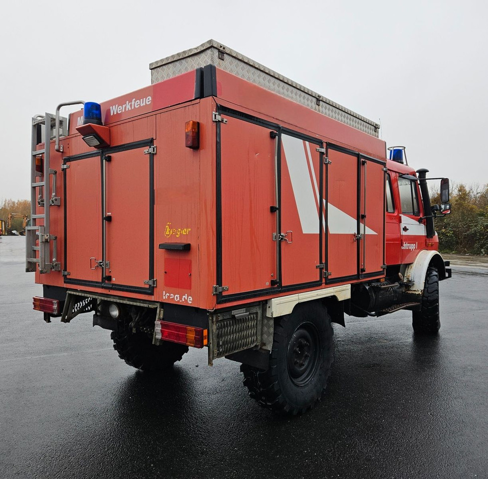 Unimog U4000 4x4 DOKA Feuerwehr - Tank truck: picture 3 Unimog U4000 4x4 DOKA Feuerwehr - Tank truck: picture 3