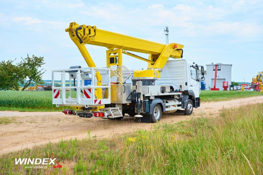 Palfinger P 300 KS - Truck mounted aerial platform: picture 4 Palfinger P 300 KS - Truck mounted aerial platform: picture 4