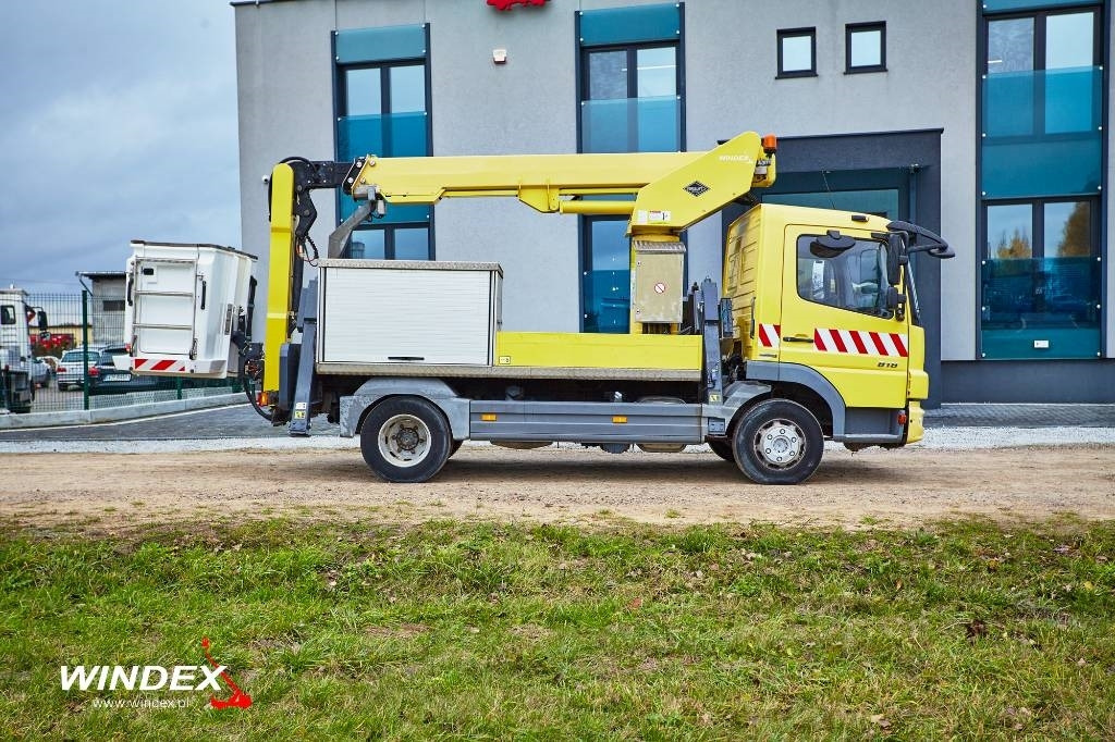 VERSALIFT VT 51 NF - Truck mounted aerial platform: picture 2 VERSALIFT VT 51 NF - Truck mounted aerial platform: picture 2