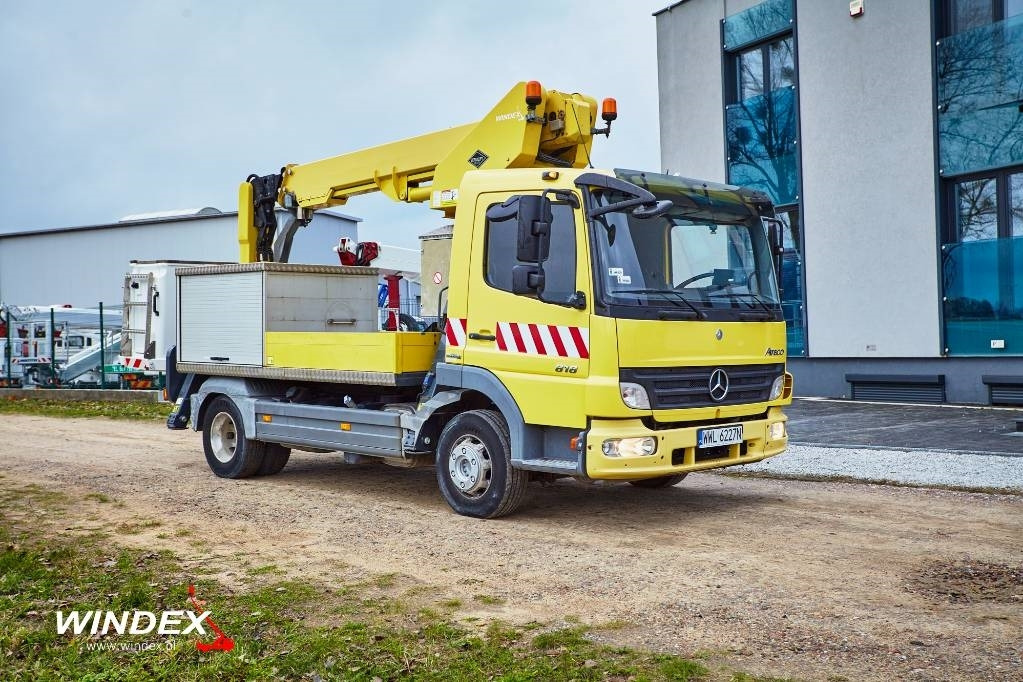 VERSALIFT VT-51-NF - Truck mounted aerial platform: picture 1 VERSALIFT VT-51-NF - Truck mounted aerial platform: picture 1