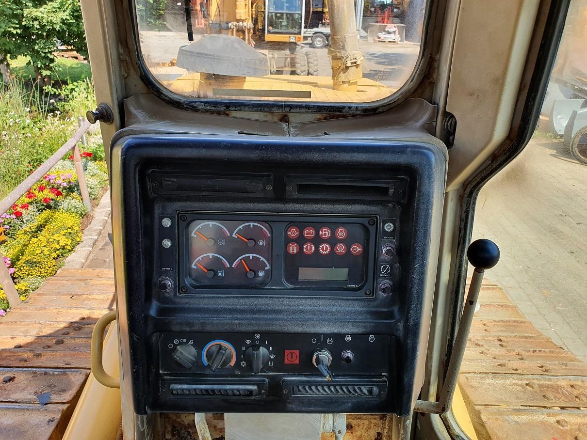 Caterpillar D6M LGP - Bulldozer: picture 4 Caterpillar D6M LGP - Bulldozer: picture 4