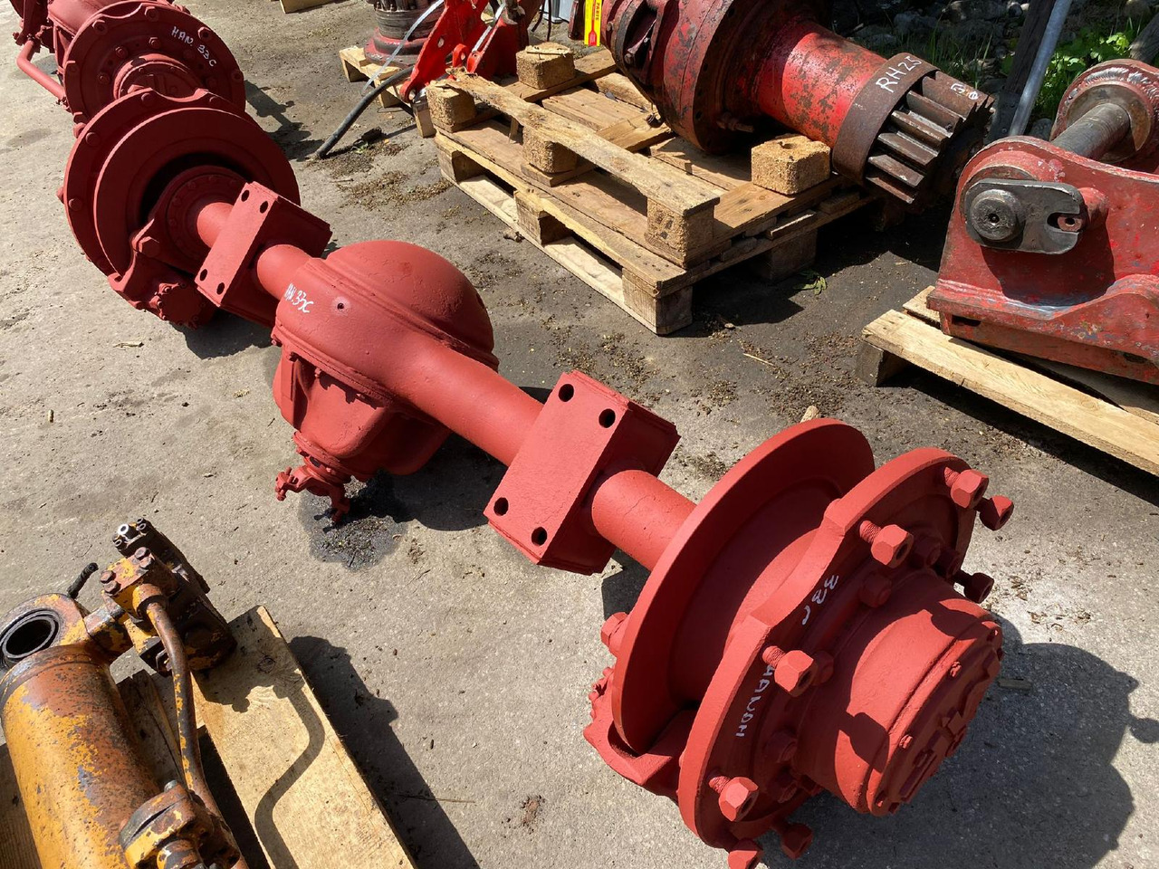 Hanomag 33C - Axle and parts for Construction machinery: picture 4 Hanomag 33C - Axle and parts for Construction machinery: picture 4