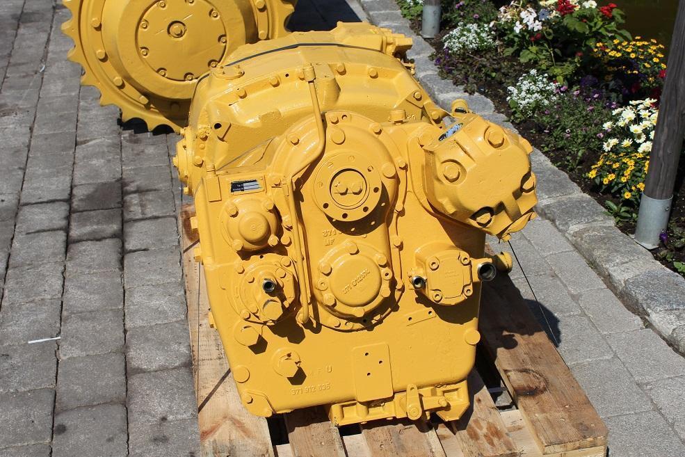 Hanomag D 600 C-D Lade o. Planierraupe - Transmission for Construction machinery: picture 4 Hanomag D 600 C-D Lade o. Planierraupe - Transmission for Construction machinery: picture 4