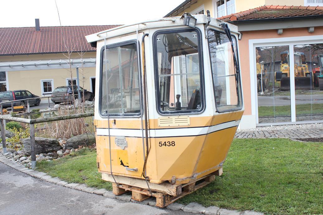 Liebherr 551 - Cab for Construction machinery: picture 1 Liebherr 551 - Cab for Construction machinery: picture 1
