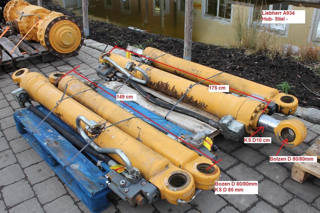 Liebherr A 934 - Hydraulic cylinder for Construction machinery: picture 1 Liebherr A 934 - Hydraulic cylinder for Construction machinery: picture 1
