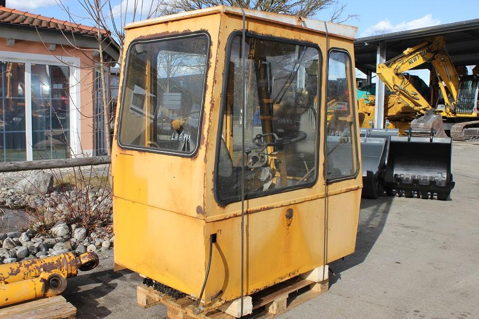 Liebherr A911C - Cab for Construction machinery: picture 4 Liebherr A911C - Cab for Construction machinery: picture 4