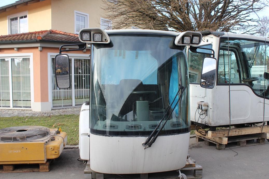 Liebherr L 556 - Cab for Wheel loader: picture 2 Liebherr L 556 - Cab for Wheel loader: picture 2