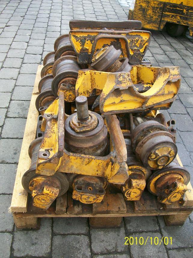 Liebherr R 902 Lit. - Track roller for Crawler excavator: picture 5 Liebherr R 902 Lit. - Track roller for Crawler excavator: picture 5