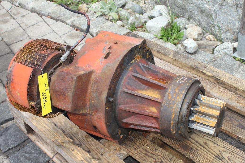 Liebherr R 921 - Swing motor for Construction machinery: picture 1 Liebherr R 921 - Swing motor for Construction machinery: picture 1