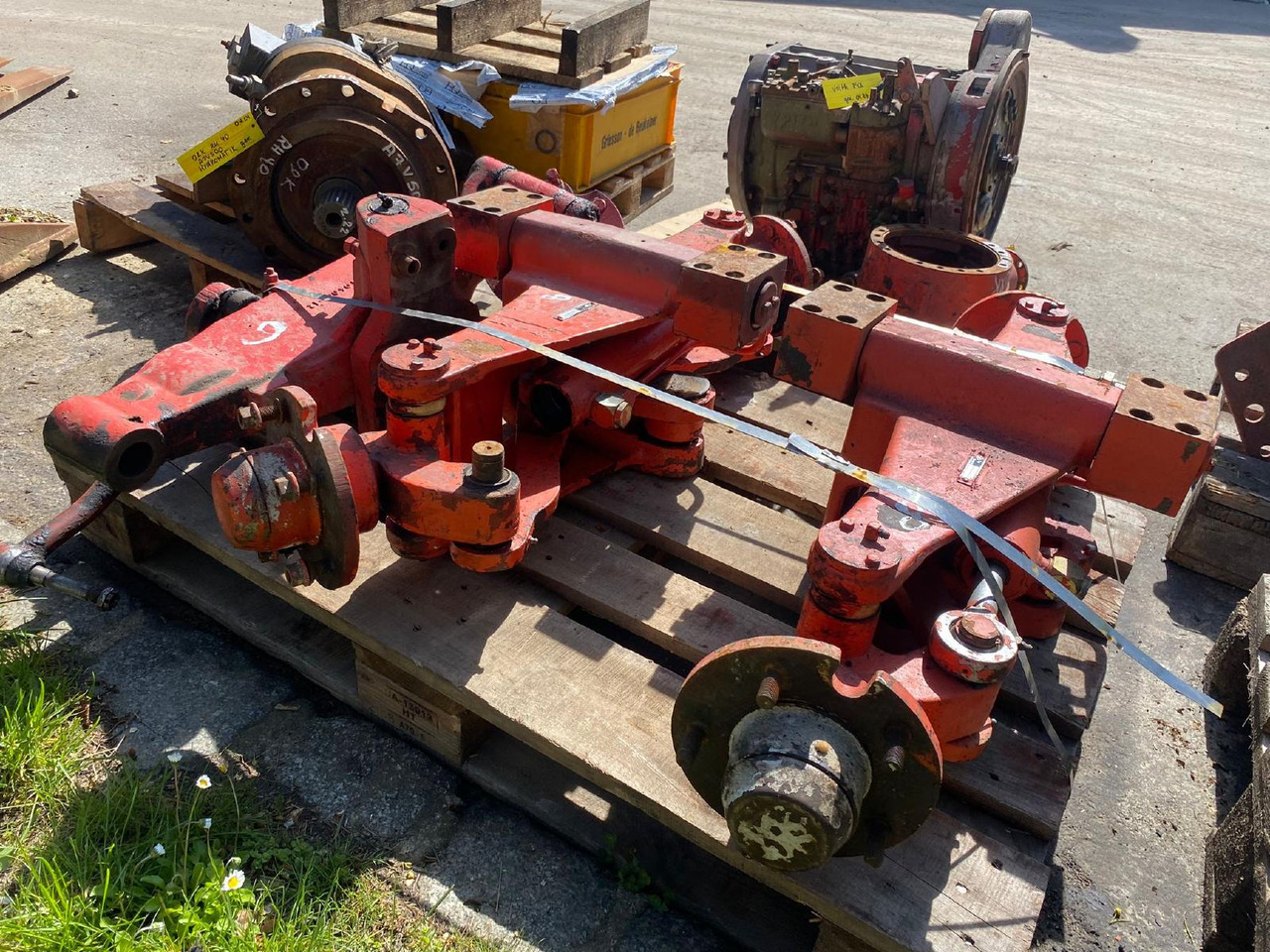 O&K A30, V20, V30 - Axle and parts for Construction machinery: picture 3 O&K A30, V20, V30 - Axle and parts for Construction machinery: picture 3