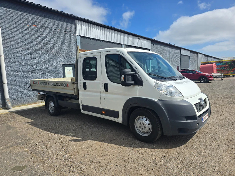 Peugeot Boxer 7 Seats 3.0 - Flatbed van, Combi van: picture 3 Peugeot Boxer 7 Seats 3.0 - Flatbed van, Combi van: picture 3