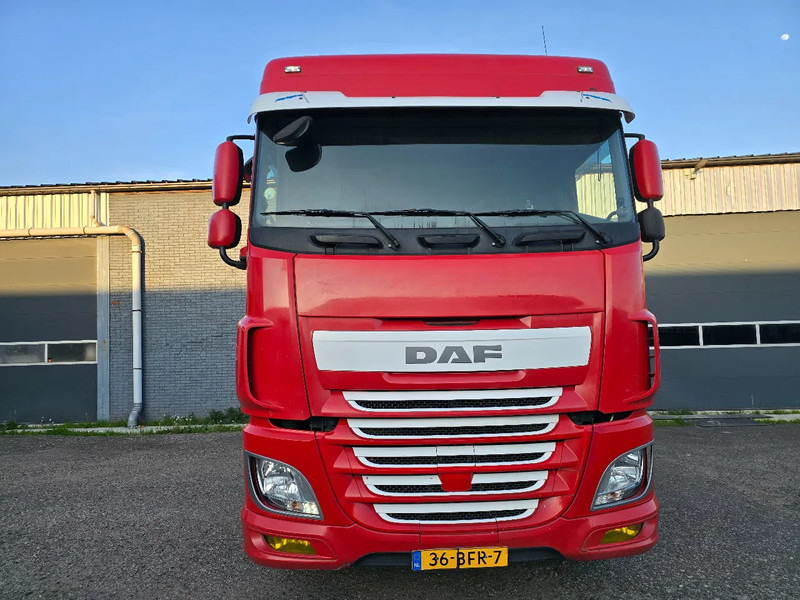 DAF XF 440 Euro 6 - Tractor unit: picture 2 DAF XF 440 Euro 6 - Tractor unit: picture 2