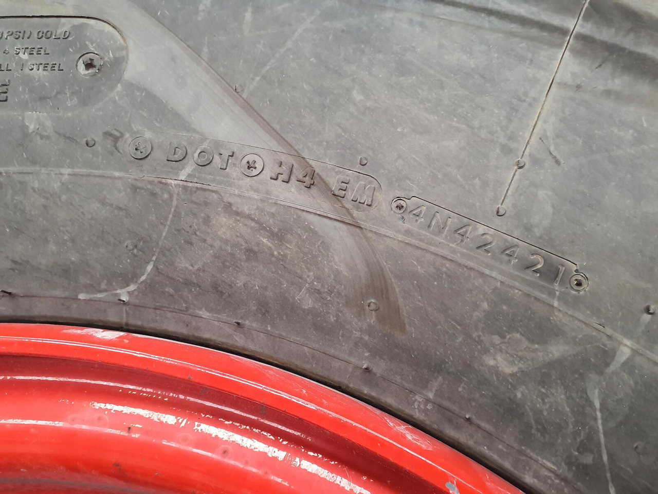 Bridgestone Wheel 445/95R25 10 12 1p - Wheel and tire package for Crane: picture 3 Bridgestone Wheel 445/95R25 10 12 1p - Wheel and tire package for Crane: picture 3