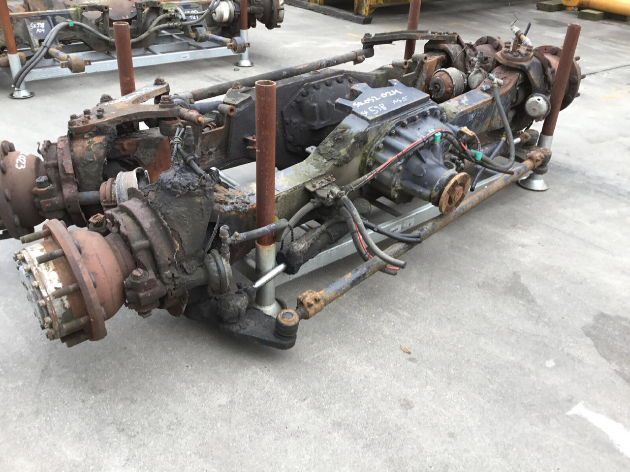 DAF SK 598 axle 5 - Axle and parts for Mobile crane: picture 2 DAF SK 598 axle 5 - Axle and parts for Mobile crane: picture 2