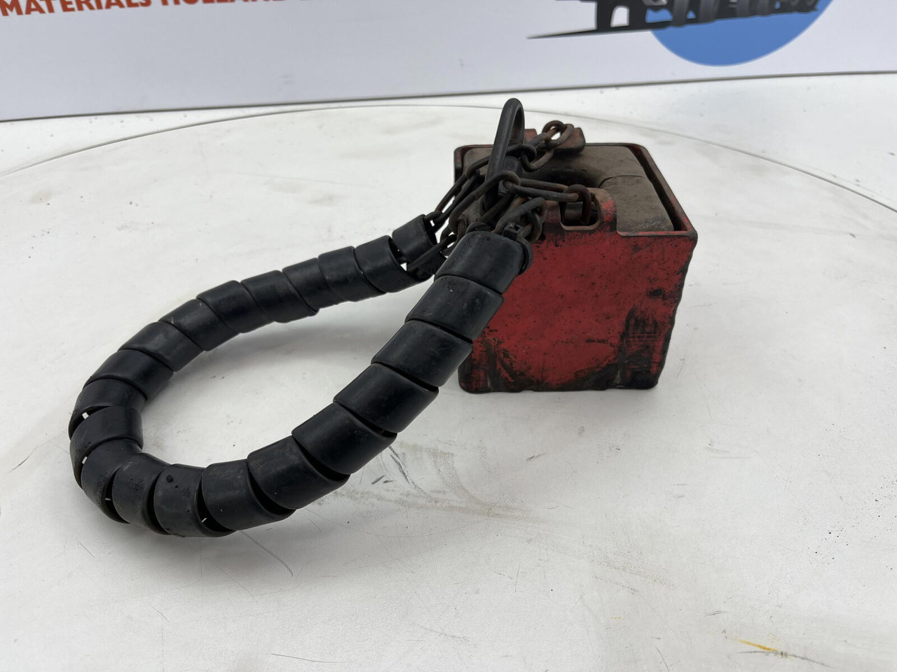FAUN ATF 40G-2 Hoist limit weight with bracket complete - Counterweight for Mobile crane: picture 2 FAUN ATF 40G-2 Hoist limit weight with bracket complete - Counterweight for Mobile crane: picture 2