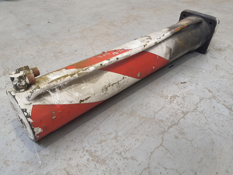 Faun RTF 30 outrigger cylinder - Hydraulic cylinder for Crane: picture 4 Faun RTF 30 outrigger cylinder - Hydraulic cylinder for Crane: picture 4