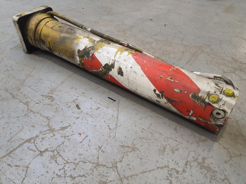 Faun RTF 30 outrigger cylinder - Hydraulic cylinder for Crane: picture 3 Faun RTF 30 outrigger cylinder - Hydraulic cylinder for Crane: picture 3