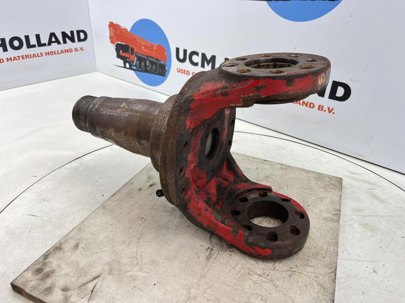Gottwald Steering knuckle 16 holes axle 3 - Steering knuckle for Crane: picture 4 Gottwald Steering knuckle 16 holes axle 3 - Steering knuckle for Crane: picture 4