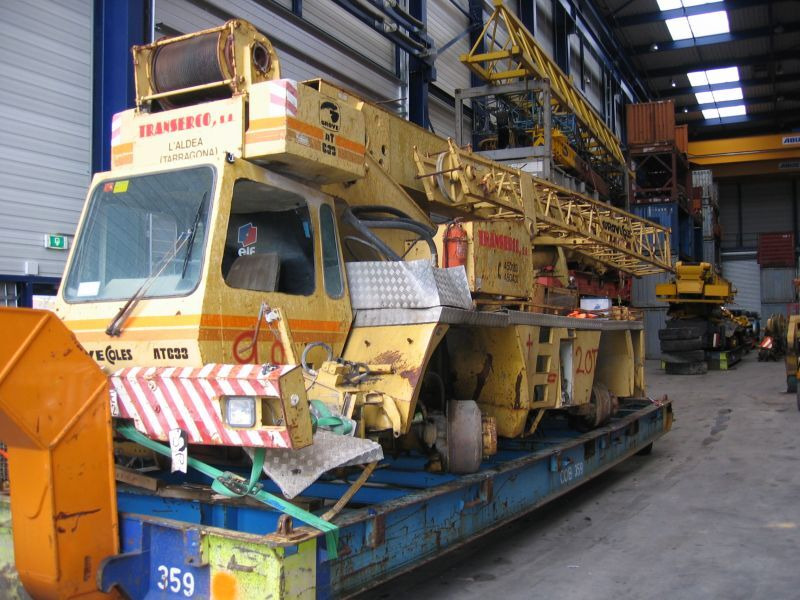 Grove AT 633 for parts - All terrain crane: picture 1 Grove AT 633 for parts - All terrain crane: picture 1