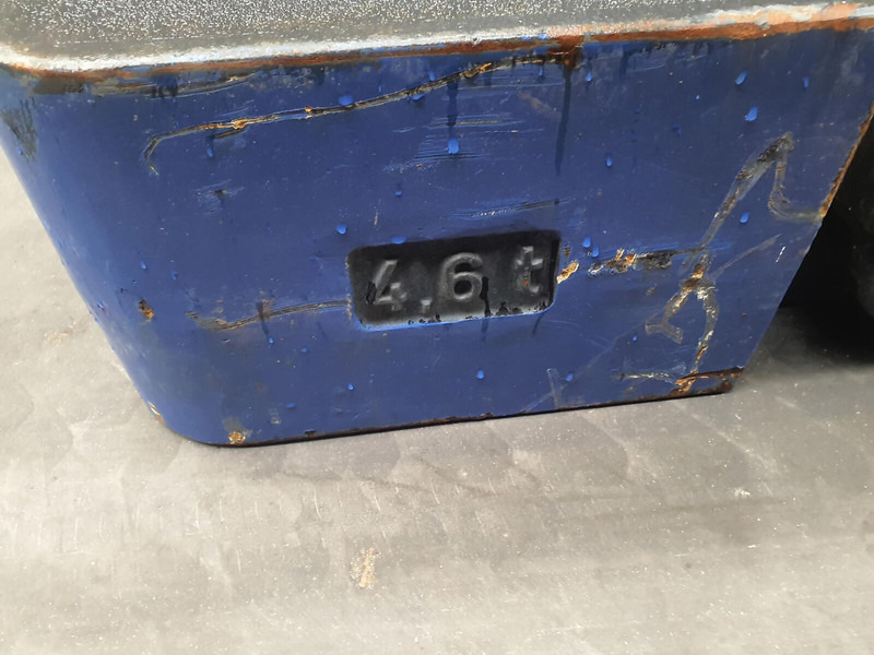Grove GMK 4090 counterweight 4.6T - Counterweight for Construction machinery: picture 5 Grove GMK 4090 counterweight 4.6T - Counterweight for Construction machinery: picture 5