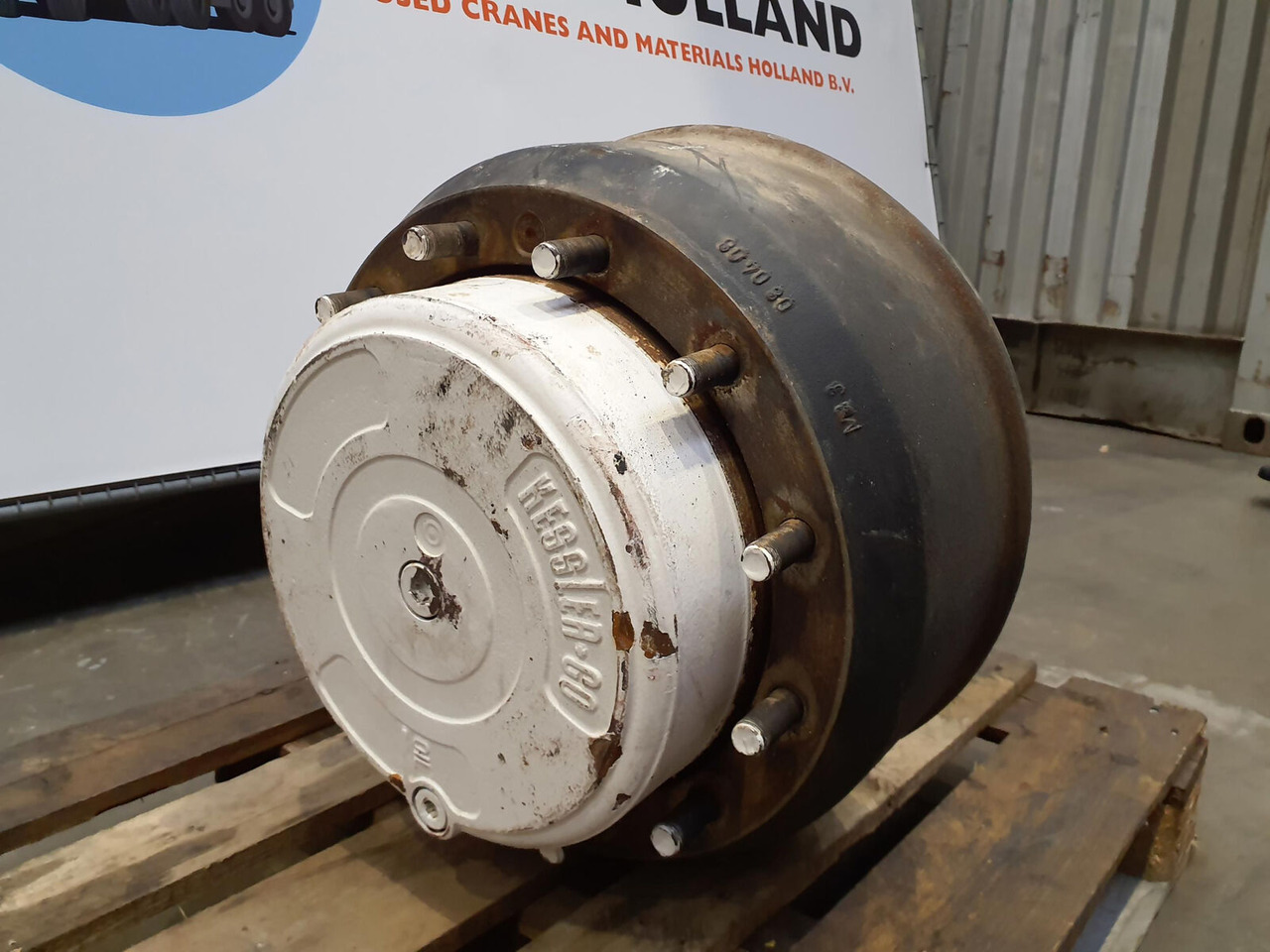 Grove GMK 5220 Megatrak axle housing - Axle and parts for Mobile crane: picture 1 Grove GMK 5220 Megatrak axle housing - Axle and parts for Mobile crane: picture 1