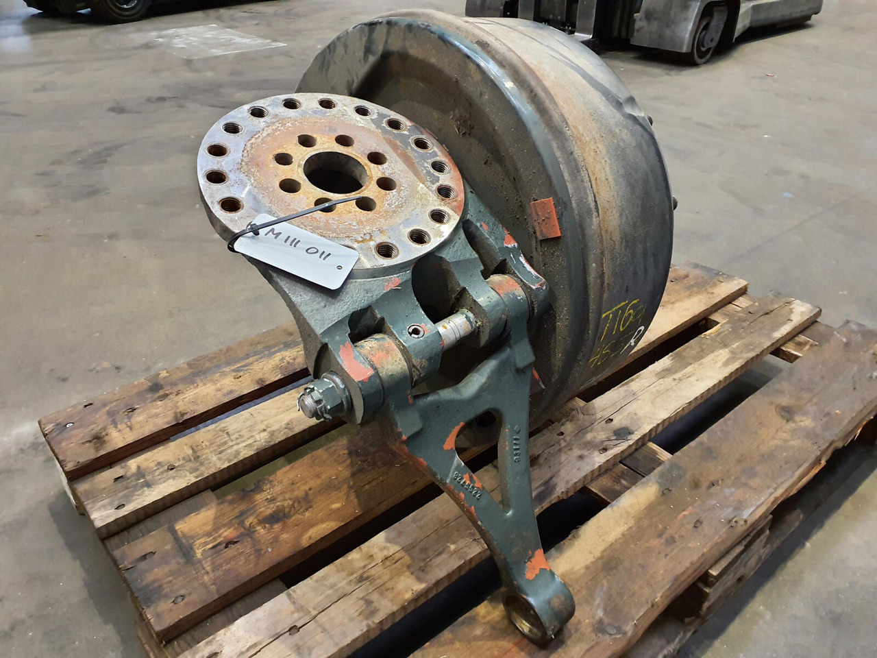 Grove GMK 5220 Megatrak axle housing - Axle and parts for Mobile crane: picture 4 Grove GMK 5220 Megatrak axle housing - Axle and parts for Mobile crane: picture 4