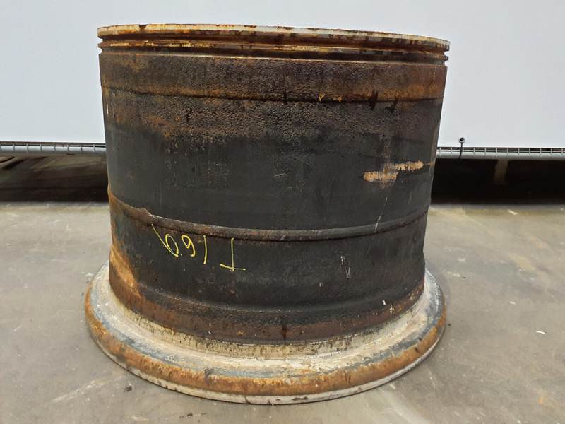Grove Rim 525/80R25 12 23 3p - Rim for Crane: picture 3 Grove Rim 525/80R25 12 23 3p - Rim for Crane: picture 3
