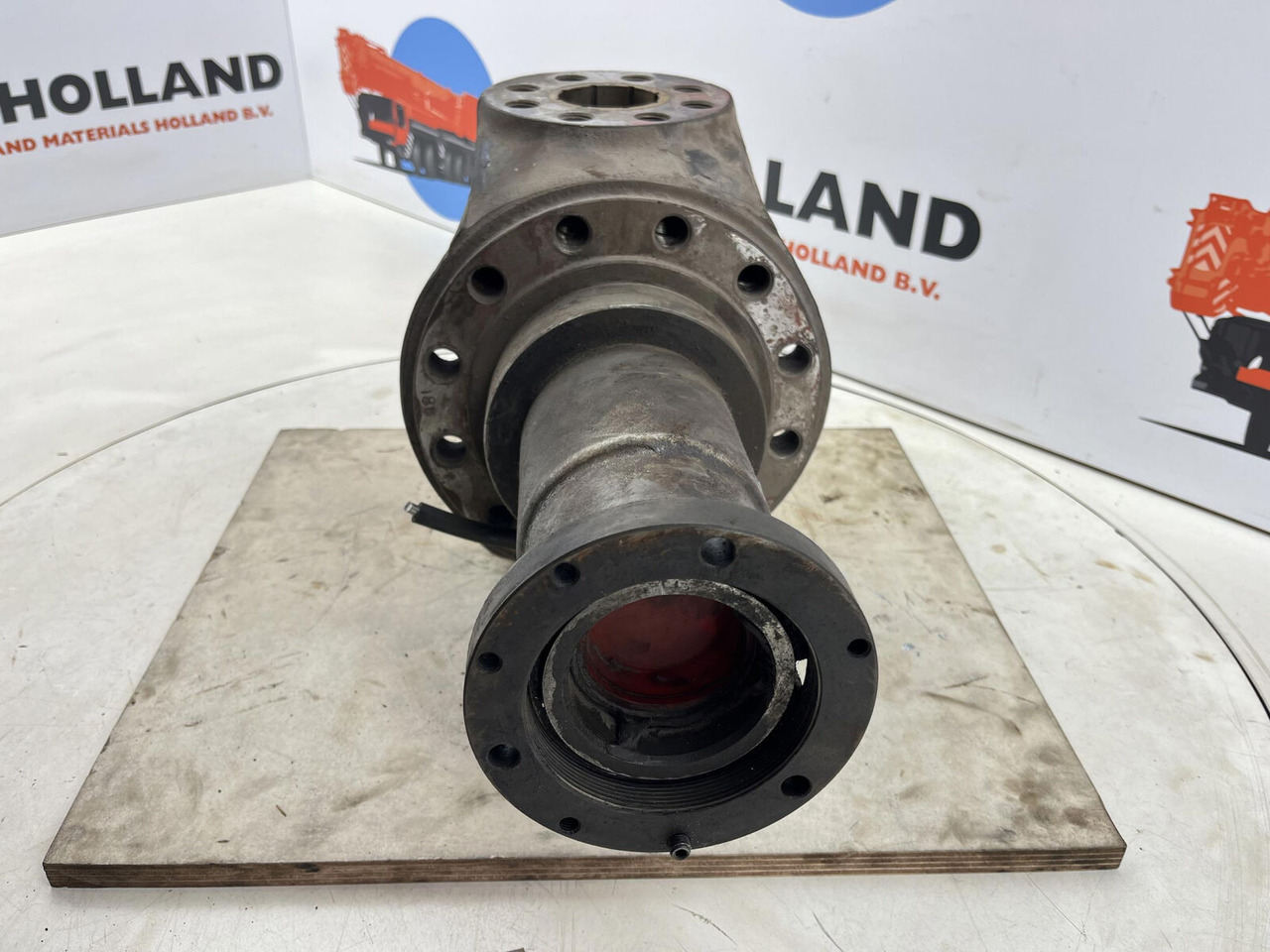Kessler steering knuckle 12 holes - Steering knuckle for Crane: picture 2 Kessler steering knuckle 12 holes - Steering knuckle for Crane: picture 2