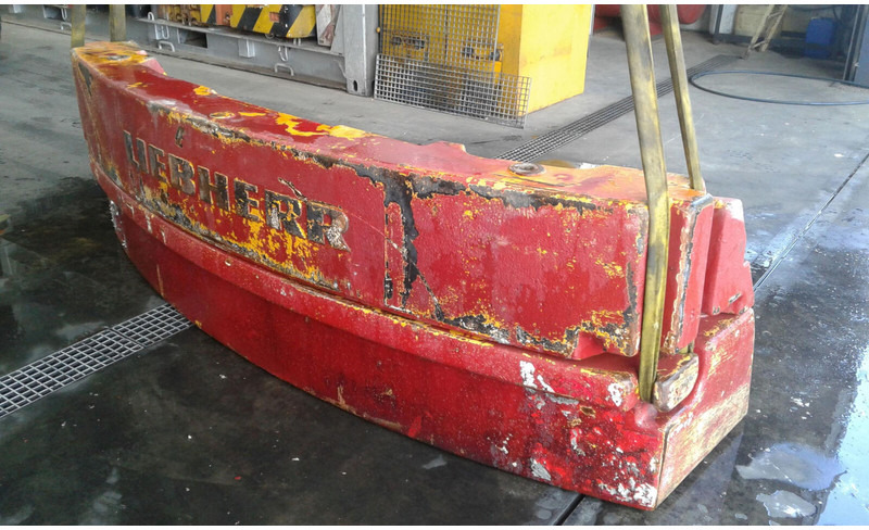 Liebherr LTM 1040-2.1 counterweight 3,2 ton - Counterweight for Construction machinery: picture 1 Liebherr LTM 1040-2.1 counterweight 3,2 ton - Counterweight for Construction machinery: picture 1