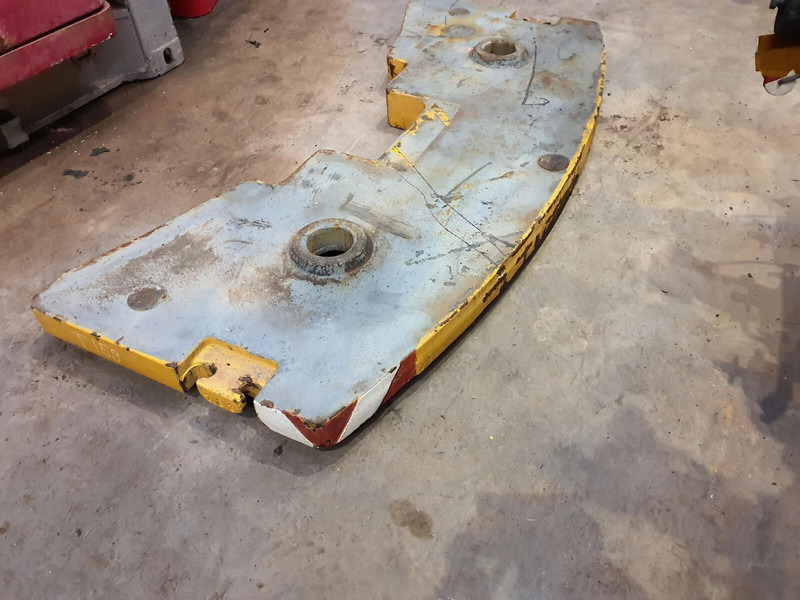 Liebherr LTM 1050-1 counterweight 1,9 ton - Counterweight for Construction machinery: picture 1 Liebherr LTM 1050-1 counterweight 1,9 ton - Counterweight for Construction machinery: picture 1