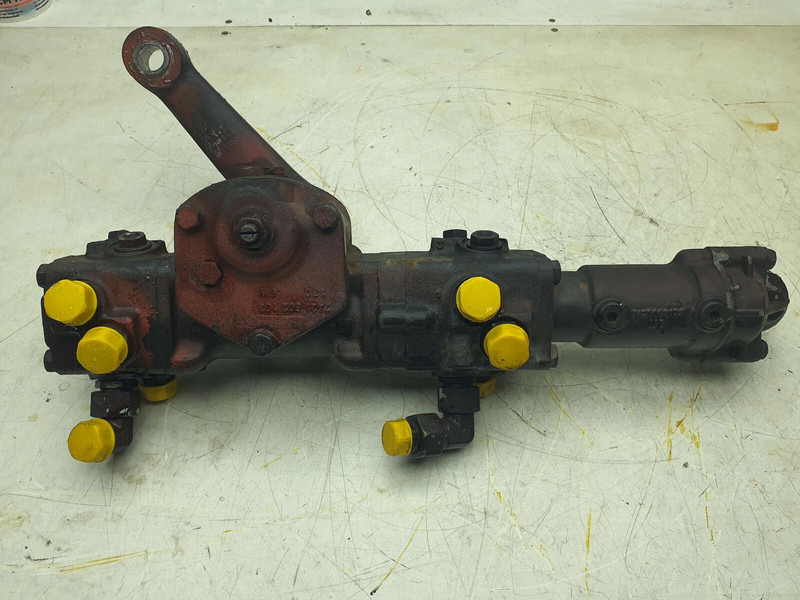 Liebherr LTM 1050 steering box - Steering column for Crane: picture 1 Liebherr LTM 1050 steering box - Steering column for Crane: picture 1