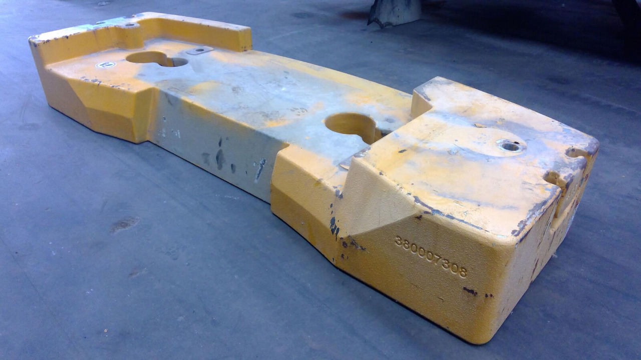 Liebherr LTM 1055-3.2 counterweight 4,1 ton - Counterweight for Mobile crane: picture 1 Liebherr LTM 1055-3.2 counterweight 4,1 ton - Counterweight for Mobile crane: picture 1