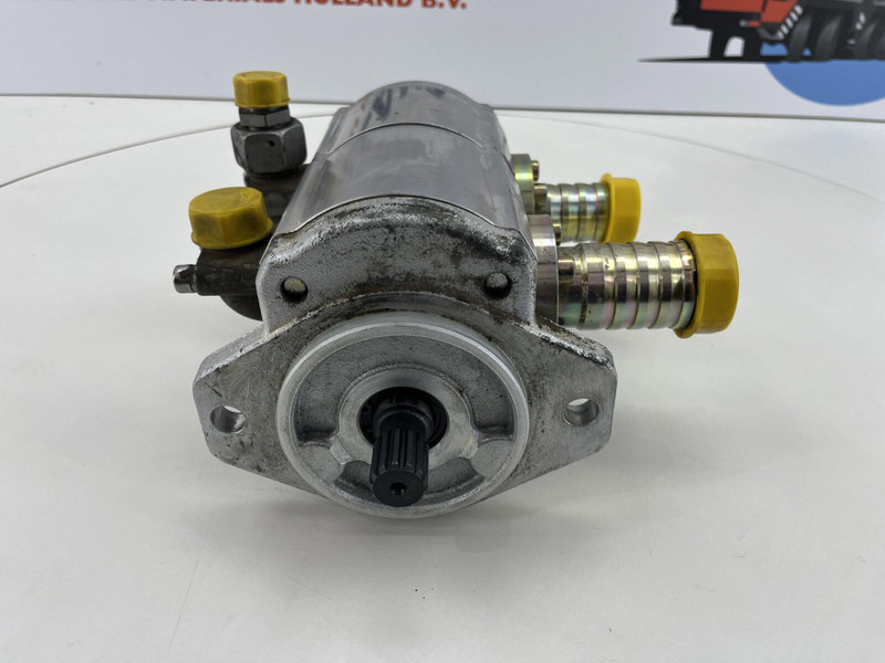 Liebherr LTM 1130-5.1 Two-Stage pump upper - Hydraulic pump for Crane: picture 4 Liebherr LTM 1130-5.1 Two-Stage pump upper - Hydraulic pump for Crane: picture 4