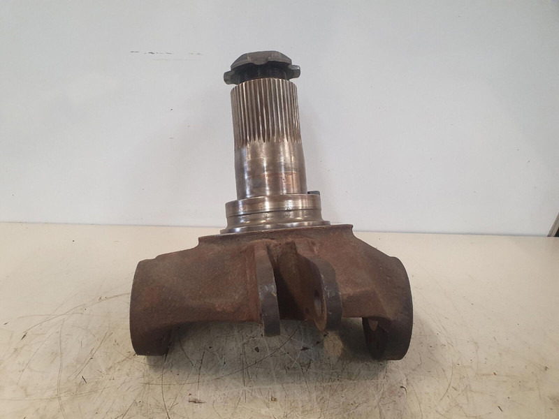 Liebherr LTM 1160 axle 1 steering knuckle 12 holes with bracket - Steering knuckle for Crane: picture 4 Liebherr LTM 1160 axle 1 steering knuckle 12 holes with bracket - Steering knuckle for Crane: picture 4