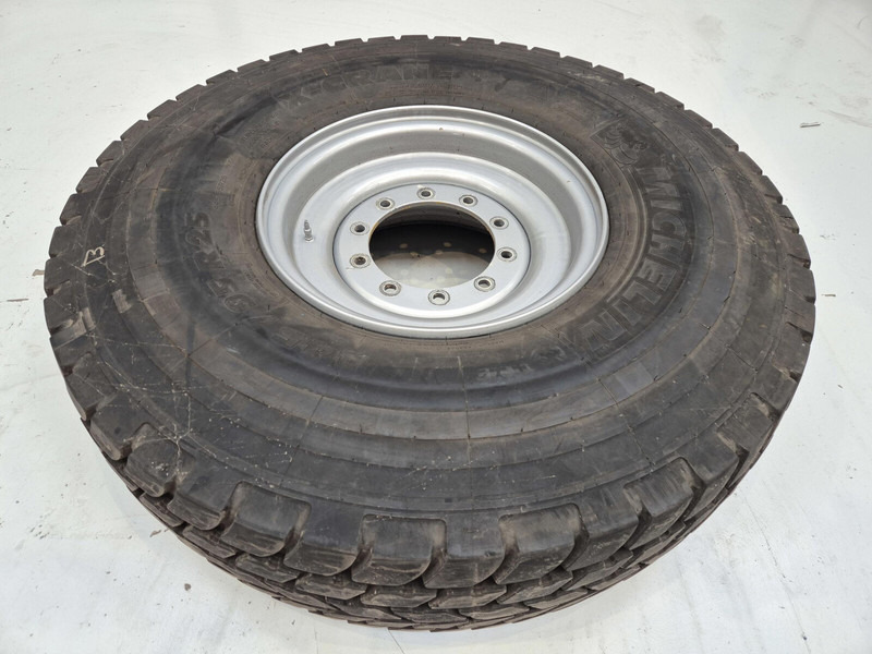 Liebherr Wheel 445/95R25 10 12 1p - Wheels and tires for Crane: picture 1 Liebherr Wheel 445/95R25 10 12 1p - Wheels and tires for Crane: picture 1