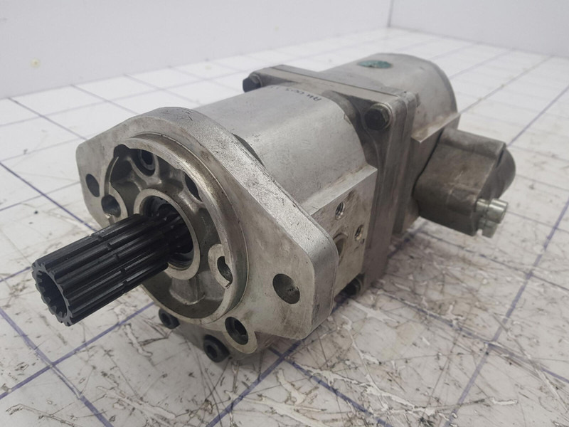 Marzocchi dual gear pump - Hydraulic pump for Crane: picture 2 Marzocchi dual gear pump - Hydraulic pump for Crane: picture 2