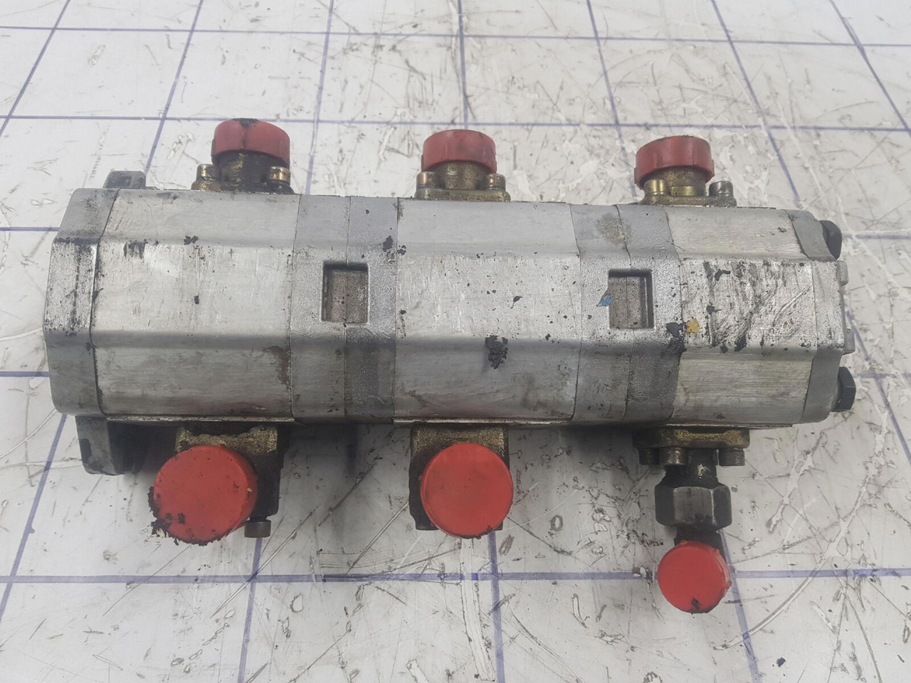 Sauer Sundstrand 3 way gear pump - Hydraulic pump for Mobile crane: picture 4 Sauer Sundstrand 3 way gear pump - Hydraulic pump for Mobile crane: picture 4