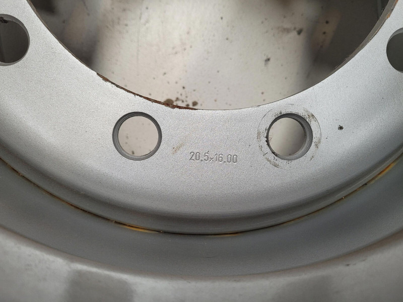 Spierings Rim 445/75R22.5 10 21.5 1p - Rim for Crane: picture 3 Spierings Rim 445/75R22.5 10 21.5 1p - Rim for Crane: picture 3