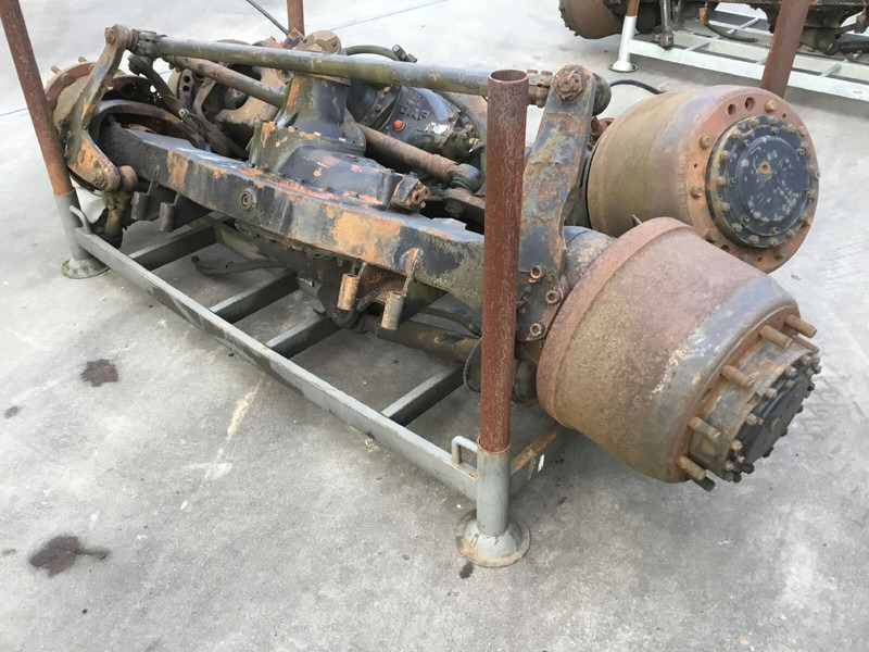 Spierings SK 477 axle 2 - Axle and parts for Crane: picture 1 Spierings SK 477 axle 2 - Axle and parts for Crane: picture 1